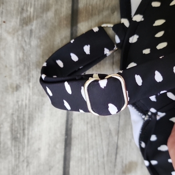 Women's Polka Dot Tiered Flowy Tankini Top Sz 24W - Picture 3 of 5